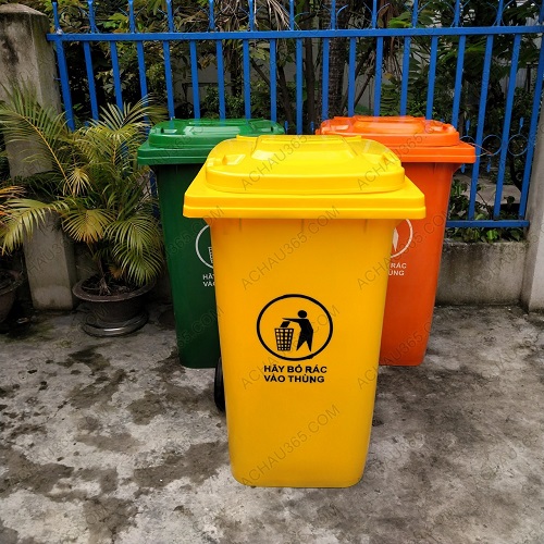 Thùng rác nhựa côngnghiệp màu vàng nắp kín